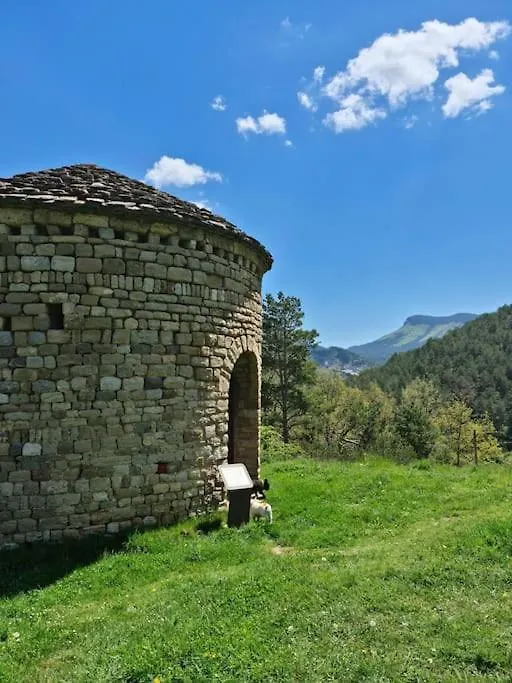 Precioso Apartamento En El Pirineo Catalan La Pobla de Lillet Apartment